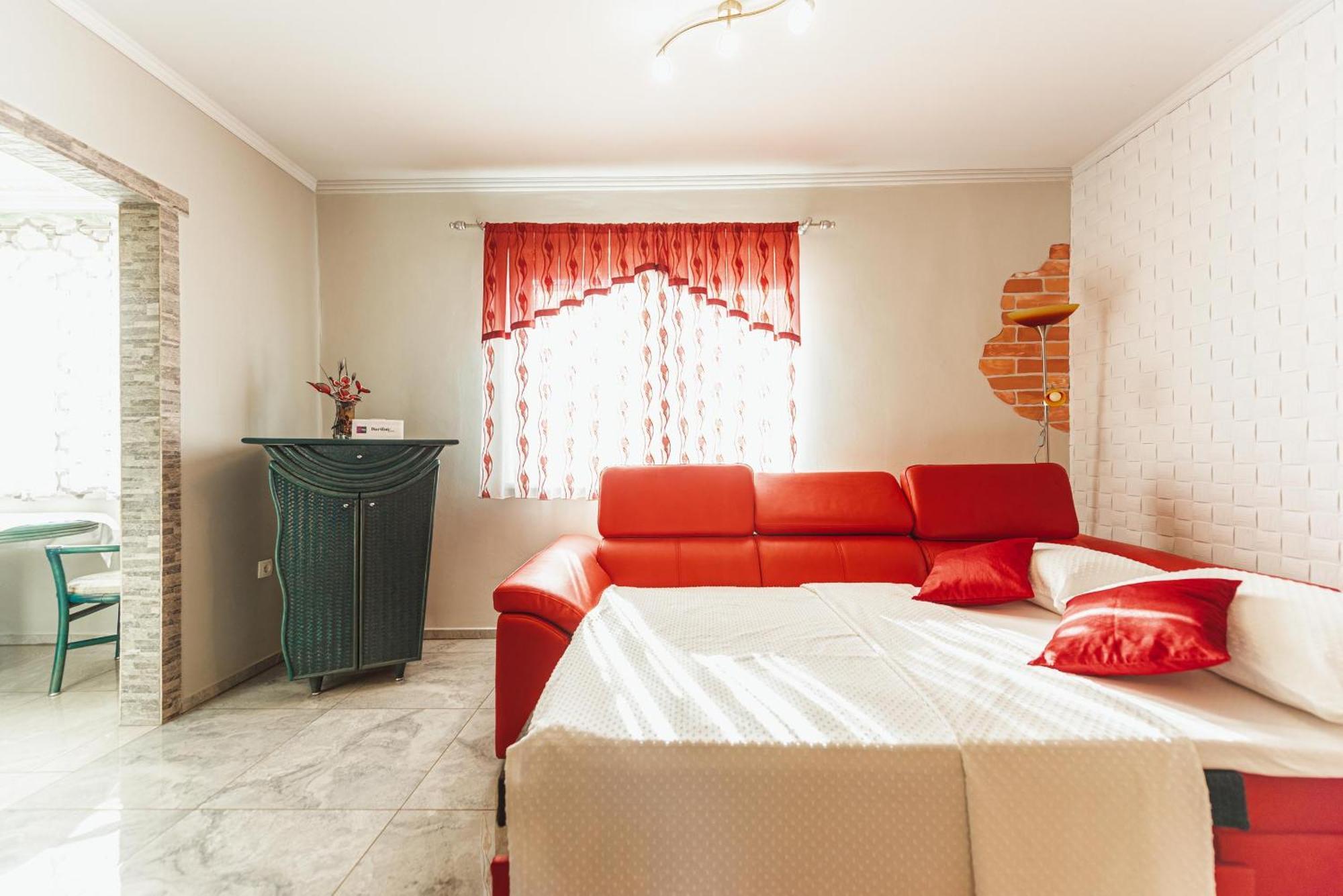 Holiday Homes I&G By The River Next To Olimje Kozje Екстериор снимка